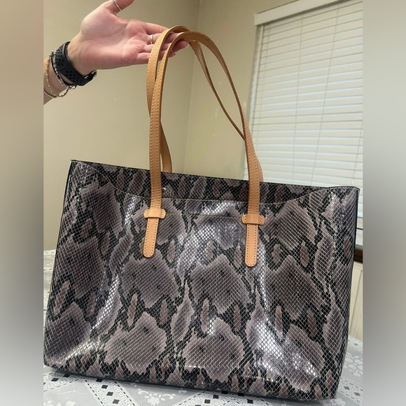 Consuela Tote - Picture 2 of 7